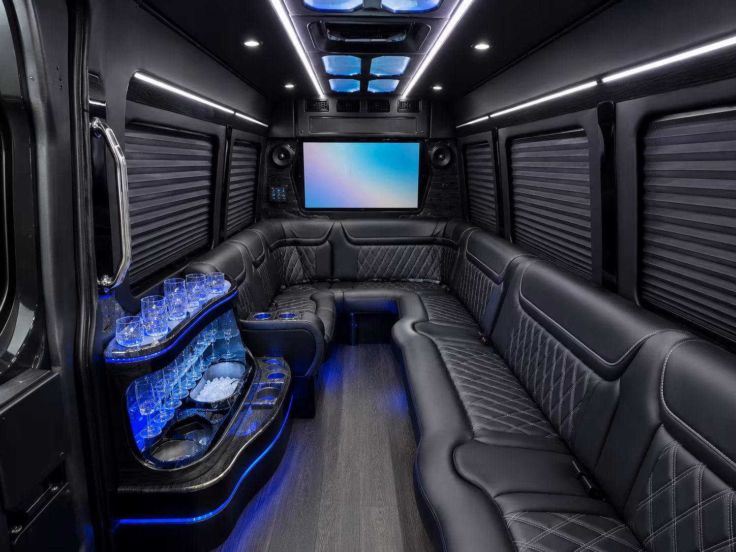 murrietacharterbusservices com can help you find prom buses serving murrieta temecula menifee and beyond